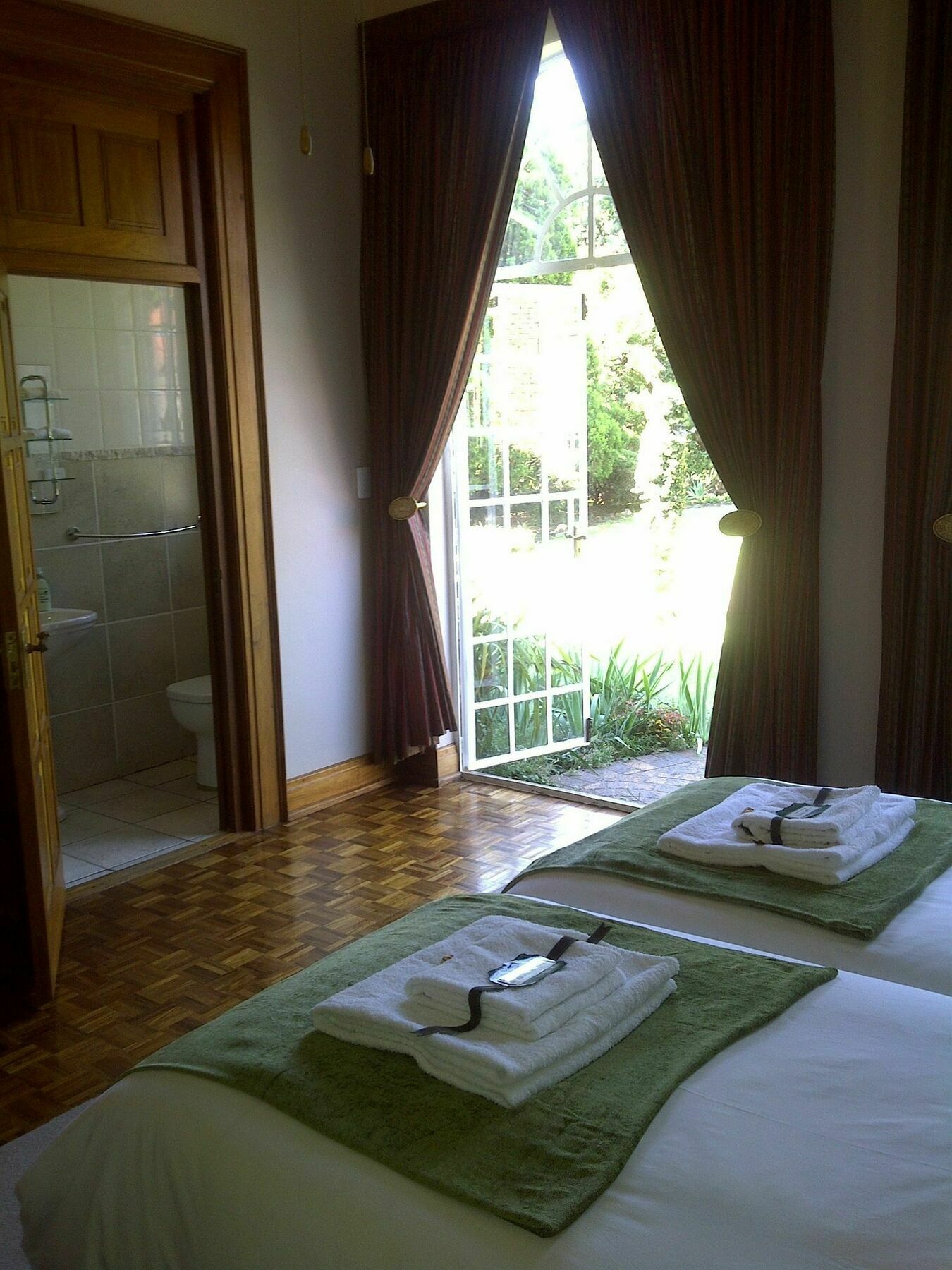 Amoris Guest House-Lynnwood Претория Екстериор снимка